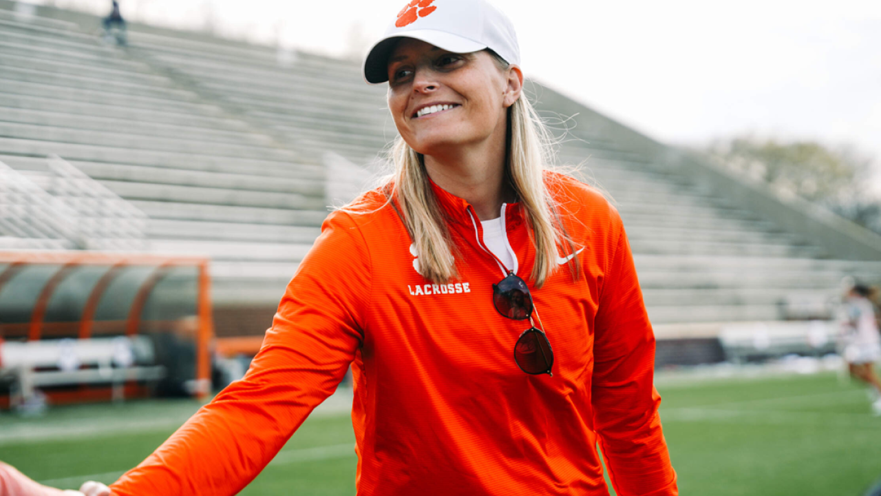 11 Amazing Female Head Coaches To Follow On Instagram Now