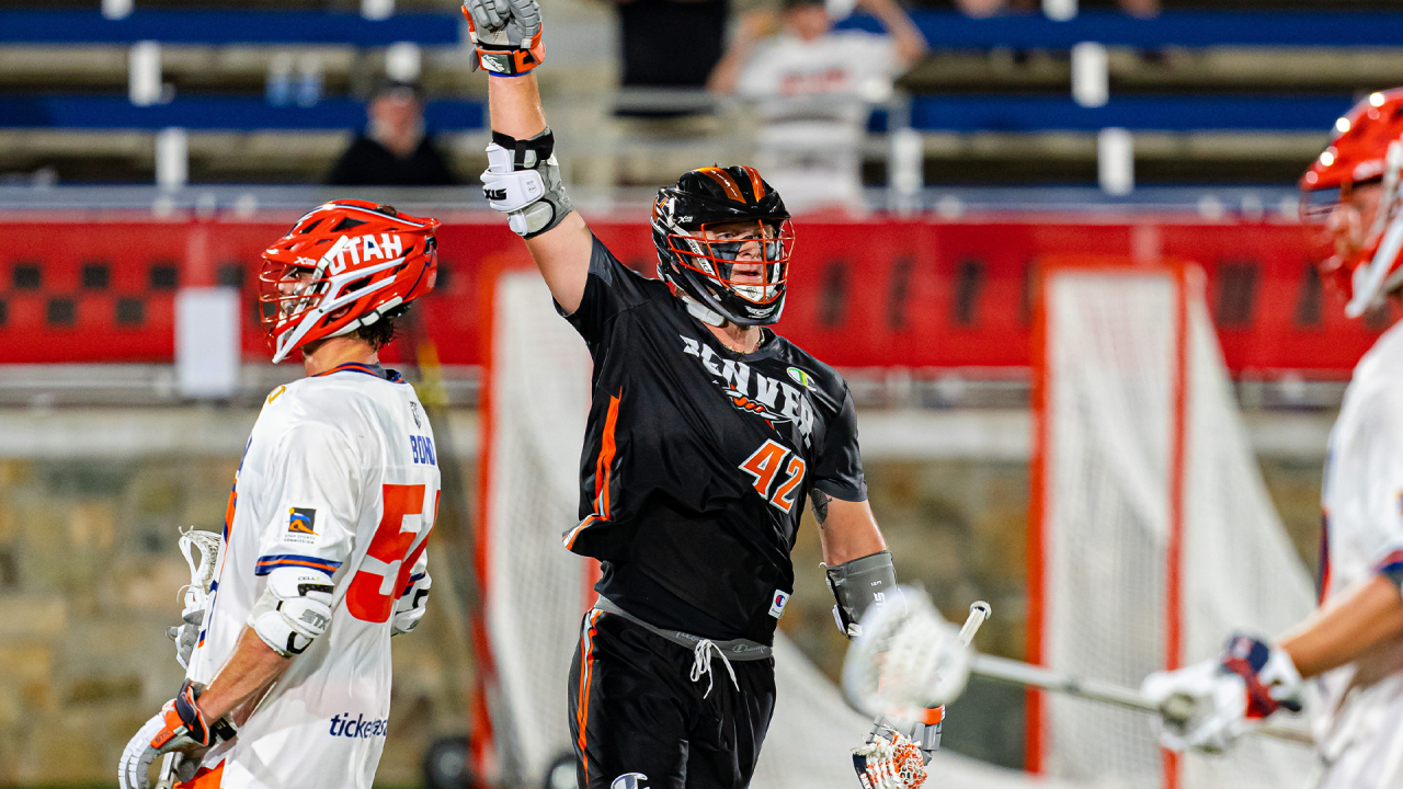 Brennan O'Neill scored the tying and winning goals in his professional breakout game.